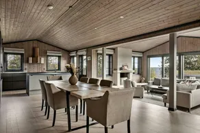 Holiday home with sauna, garden & terrace - Image 3
