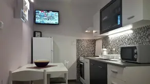 Holiday apartment with barbecue & terrace - Image 5