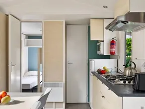 Agréable mobil home convivial et familial avec terrasse et piscine chauffée | Avec animaux autorisés - Image 5