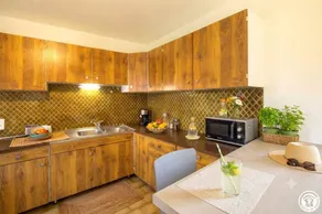 Gîte adatto alle famiglie con terrazza, giardino e barbecue - Image 4