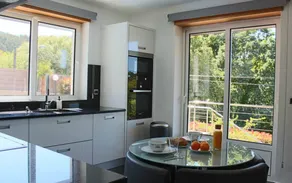 Fully equipped charming villa with barbeque, terrace & garden | Mountain view - Image 5