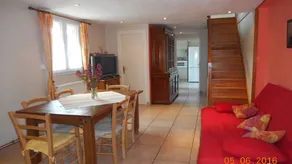 House with private pool, terrace & garden - Image 3