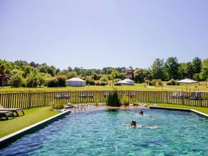 Außergewöhnliche Unterkunft mit Garten und Pool - Image 2