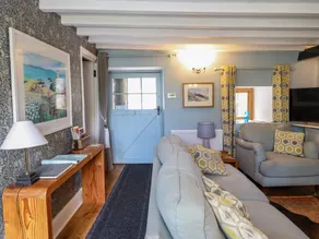 Cottage with garden - Image 4