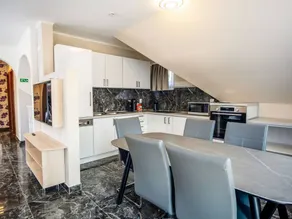 Voll ausgestattetes Apartment mit Garten, Grill und privatem Pool | Haustiere sind willkommen - Image 5