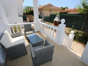 House with private pool, garden & barbecue - Image 3