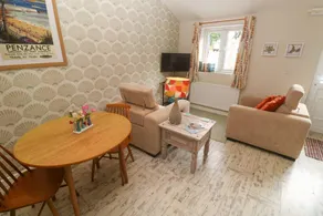 Family-friendly charming cottage with garden | Pet-friendly - Image 5