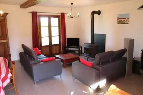 Gite with pool, terrace & garden - Image 2