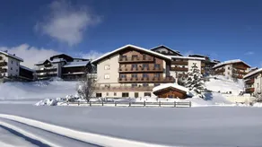 Child-friendly holiday apartment with garden, terrace & barbecue | Panoramic view - Image 5