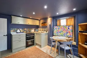 Apartamento vacacional apropiado para familias con internet de alta velocidad y jardín - Image 2