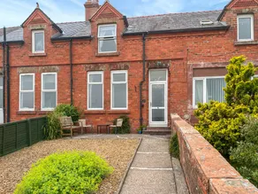 Cottage with garden | River view - Image 4