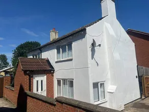Holiday home with garden - Image 2