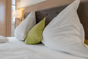 Room 'Doppelzimmer 2 Premium' with Shared Terrace, Shared Garden and Wi-Fi - Image 2