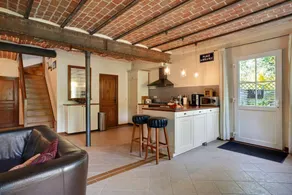 Gite with barbecue, terrace & garden - Image 4