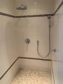 Bezaubernde Ferienwohnung mit Rosengarten - Image 4