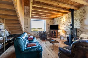 House with garden, pool & BBQ | Garden view | Pets allowed - Image 5
