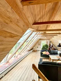 Holiday home with garden, barbecue & terrace - Image 4
