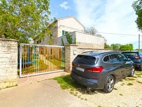 Holiday apartment with terrace - Image 3