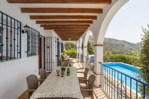 Villa "Hugo" with Sea and Mountain View & Wi-Fi - Image 4