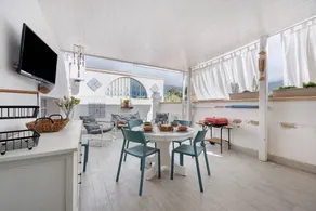 Appartement avec barbecue, terrasse et internet haut débit | Vue montagne | Idéal pour le télétravail - Image 2