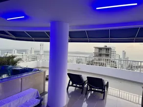 Apartamento apta para familias con piscina y terraza | Vistas a la ciudad | Al lado de la playa - Image 3
