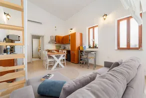 Holiday home with terrace & garden - Image 3