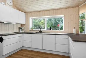 Fully equipped lovely holiday home with barbeque, terrace & hot tub | Pets allowed - Image 5