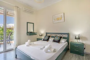 Odysseia Room 1 - 2 Min Walk to Beach, 2 Adults, Terrace, Wi-Fi & AC - Image 4