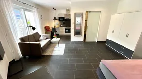 Holiday apartment with terrace, garden & barbecue - Image 2