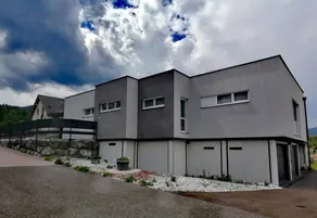 Appartamento adatto alle famiglie con terrazza - Image 3