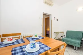 Flat with terrace, barbeque & garden | Sea view | Beach nearby | Pet-friendly - Image 4
