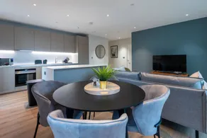 Flat with terrace - Image 3