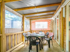 Child-friendly mobile home with terrace & heated pool | Pets allowed - Image 5