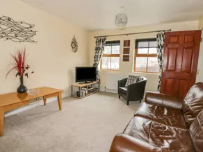 Family-friendly cottage with garden | Pet-friendly - Image 4