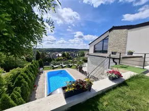 Fully equipped flat with BBQ, pool & terrace - Image 3