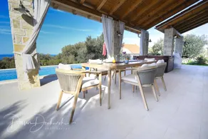 Fully equipped beautiful holiday home with sauna, private pool & hot tub | Sea view | Pet-friendly - Image 4