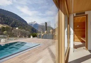 Villa with heated pool, garden & terrace | Mountain view - Image 2