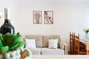 Flat with pool & terrace | Garden view - Image 4