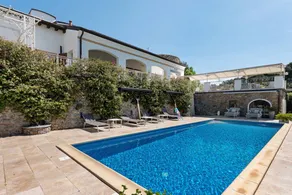 Villa Antonia Exklusive Wohnung in Villa mit Pool und Tennisplatz - Image 3