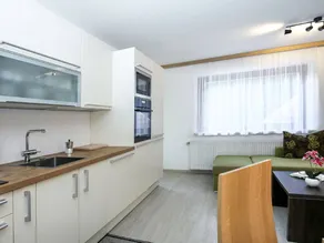 Flat with terrace, BBQ & garden | Nature view - Image 3