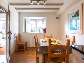 Family-oriented cottage with BBQ & garden | River view | Pets are welcome - Image 4
