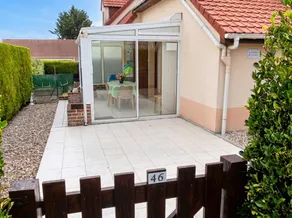 Holiday home with terrace, garden & barbecue - Image 4