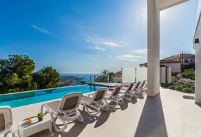 Ferienhaus 'Villa Sonrisa mit atemberaubender Aussicht' mit Meerblick, WLAN und Klimaanlage - Image 4