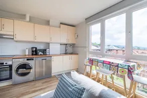 Apartment 'Luminoso' with Mountain View, Private Terrace and Wi-Fi - Image 5