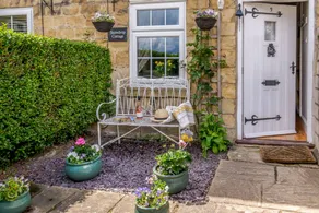 Family-friendly lovely cottage with terrace & garden | Pet-friendly - Image 2