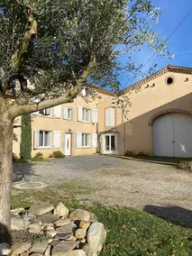Fully equipped gite with garden, terrace & BBQ | Pets are welcome - Image 2