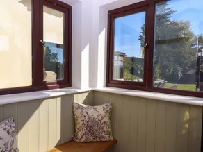 Children-friendly wonderful cottage with terrace & garden - Image 5