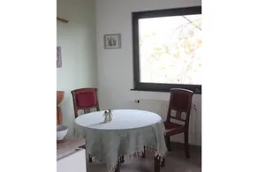Holiday home with garden - Image 5
