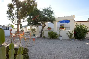 Camping avec barbecue, jacuzzi et terrasse | Vue mer - Image 4