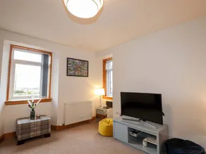 Cottage with garden - Image 5